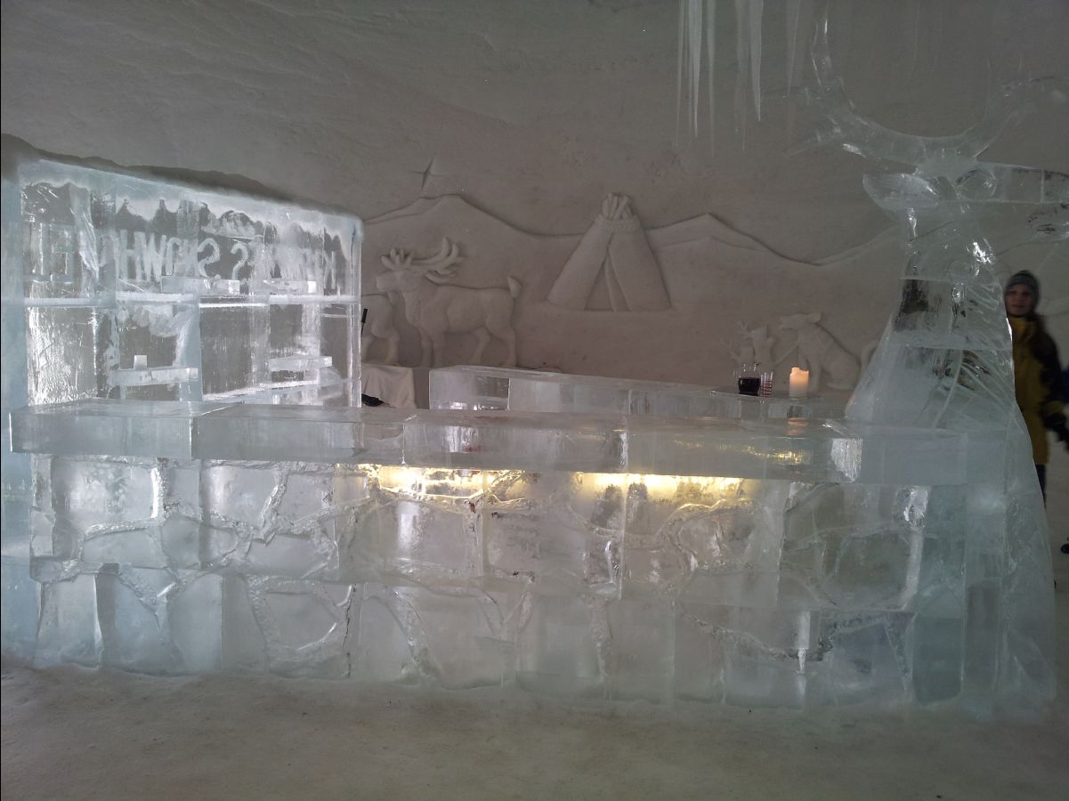 Snow Hotel34